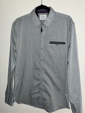 Craft Flow Men's Large Gray Long-Sleeve Button-Down Shirt